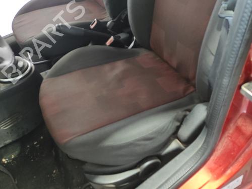 Left front seat FORD FIESTA V (JH_, JD_) 1.4 TDCi | BP24993433C15