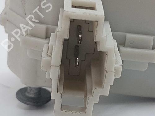 Fuel door actuator VW GOLF VI (5K1) 2.0 TDI | BP14538404E18