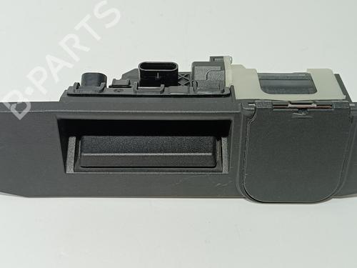 Used Tailgate handle MERCEDES-BENZ GLB (X247) GLB 200 d (247.612) (150 hp) 22919854