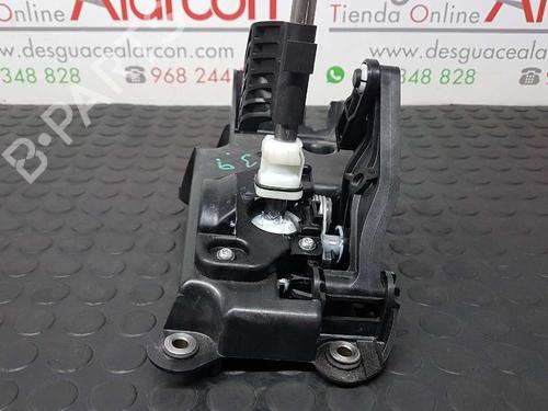 Gear lever RENAULT MEGANE IV Hatchback (B9A/M/N_) 1.2 TCe 130 (B9MR) | BP7425411M90 