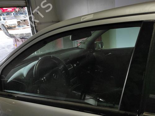 front-left-door-window-mercedes-benz-c-class-w203-2000-2001-2002-2003-2004-2005-2006-2007-36362990 main image