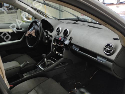 Forreste venstre beklædning AUDI A3 (8P1) 2.0 TDI 16V | BP29264003C58 