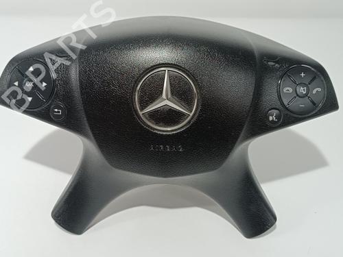 Used Driver airbag MERCEDES-BENZ C-CLASS (W204) C 220 CDI (204.008) (170 hp) 10734333