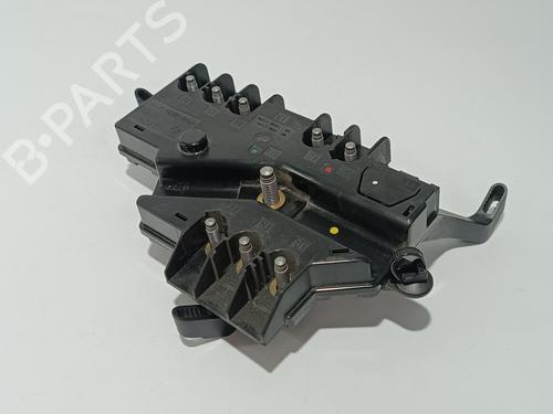 Fuse box MERCEDES-BENZ S-CLASS (W222, V222, X222) S 350 BlueTEC / d (222.132, 222.032, 222.123) | BP15811308E1