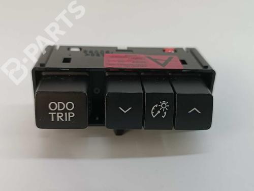 Used Switch LEXUS IS III (_E3_) 300h (AVE30_, AVE30R) (223 hp) 10038127