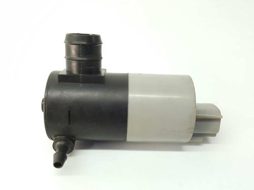 Used Washer pump TOYOTA AURIS (_E15_) 1.4 D-4D (NDE150_, NDE150R) (90 hp) 14534918