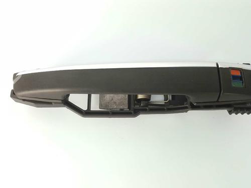Used Front left exterior door handle Front left exterior door handle 6828699 6828699