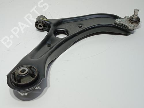 Used Right front suspension arm HYUNDAI TUCSON (TL, TLE) 1.6 GDi (132 hp) 22990507