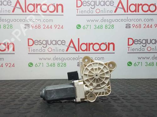 Used Right rear window motor MERCEDES-BENZ E-CLASS (W211) E 220 CDI (211.008) (170 hp) 2751886