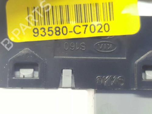 Right rear window switch HYUNDAI i20 ACTIVE (IB, GB)  | BP6071084I28