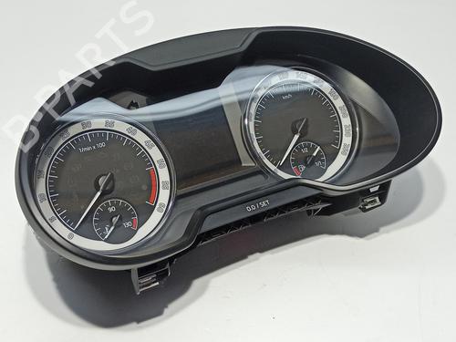Used Instrument cluster SKODA OCTAVIA III (5E3, NL3, NR3) 2.0 TDI (150 hp) 17079263