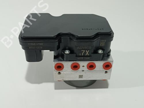 Used ABS pump TOYOTA COROLLA Estate (_E21_) 1.8 Hybrid (ZWE211) (122 hp) 25610823