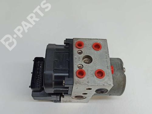 Used ABS pump CITROËN XSARA (N1) 2.0 HDi 90 (90 hp) 8099926