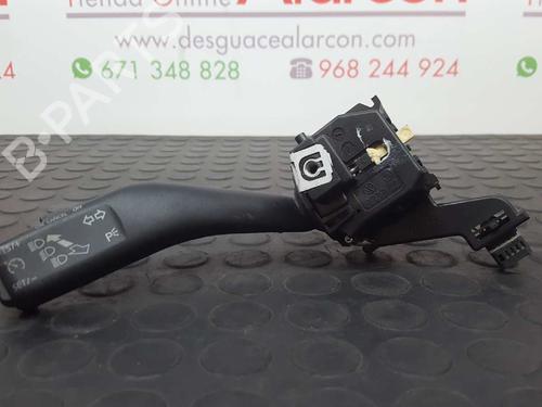 Steering column stalk VW GOLF VI (5K1) 1.6 TDI | BP2750267I23