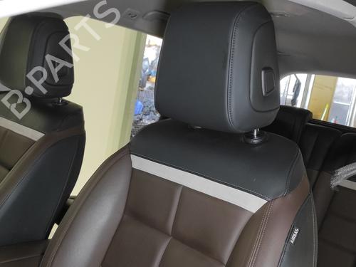 left-front-seat-citroen-c5-aircross-a_-20-bluehdi-180-ajehzr-2018-17980532 main image