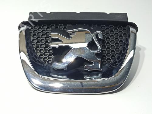 Used Grille Grille 36358970 36358970