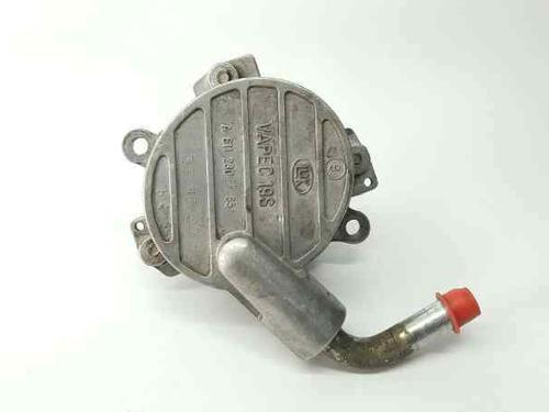 Used Vacuum pump MERCEDES-BENZ VITO Van (W638) [1997-2003]  2832645