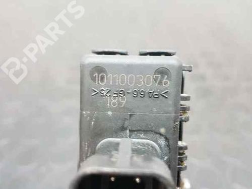 Right front window motor OPEL ASTRA G Hatchback (T98) 1.6 16V (F08, F48) | BP2747282E20 