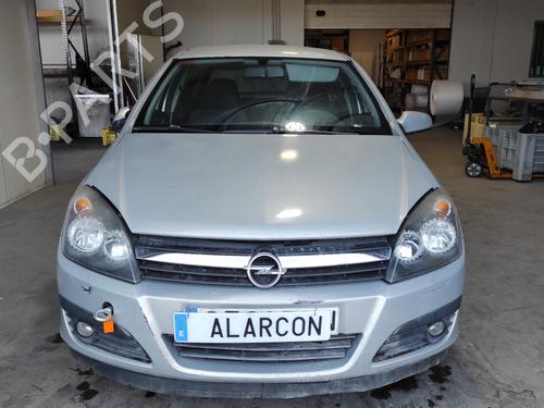 Klamka zewnętrzna drzwi przednich prawych OPEL ASTRA H (A04) 1.7 CDTI (L48) | BP15777574C129
