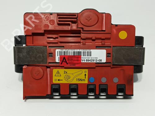 Boîte à Fusibles BMW 1 (E87) 118 d (143 hp) 16755355