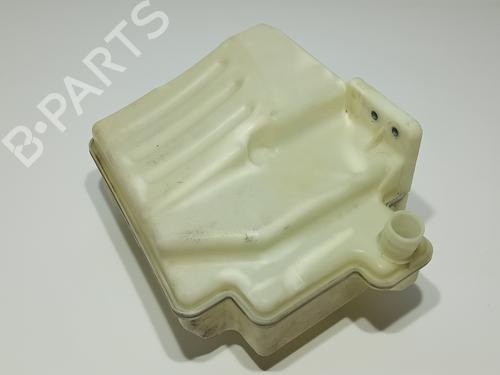 Bottiglia lavavetro AUDI A3 (8P1) 2.0 TDI 16V (140 hp) 30692365