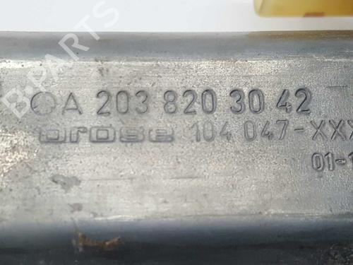 Rudehejsemotor bagstkærm højre MERCEDES-BENZ C-CLASS (W203) C 220 CDI (203.006) | BP4955165E22