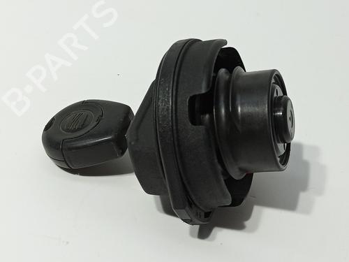 Fuel flap SEAT IBIZA III (6L1) 1.4 TDI | BP29320365C131 