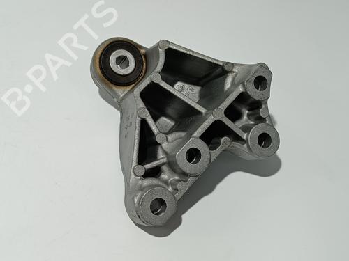 Engine mount MERCEDES-BENZ A-CLASS (W176) A 200 CDI / d (176.008) | BP17920023M89