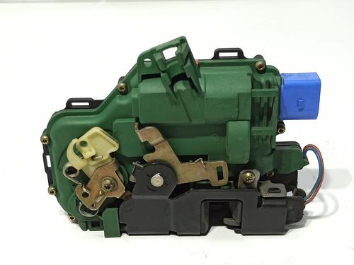 Front left lock SEAT IBIZA III (6L1) 1.9 SDI | BP23251633C98