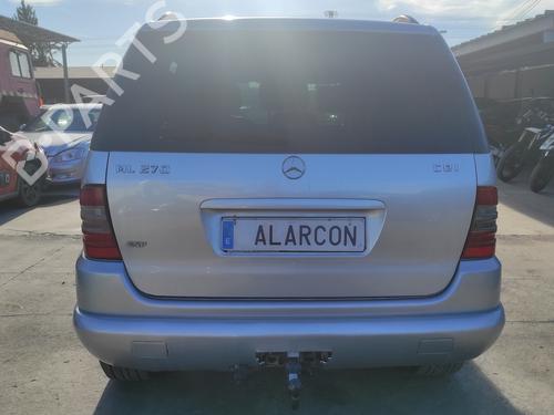 Venstre bak utvendig håndtak MERCEDES-BENZ M-CLASS (W163) ML 270 CDI (163.113) | BP16860416C130