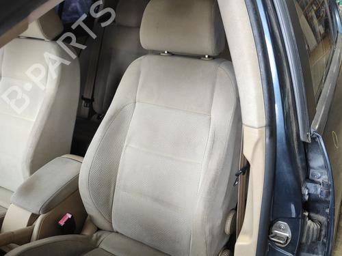 Left front seat VW GOLF V (1K1) 1.9 TDI | BP37667453C15 - Image 3