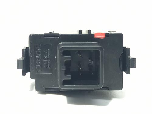 Right front window switch TOYOTA COROLLA (_E12_) 2.0 D-4D (CDE120_, CDE120R) | BP13086728I26