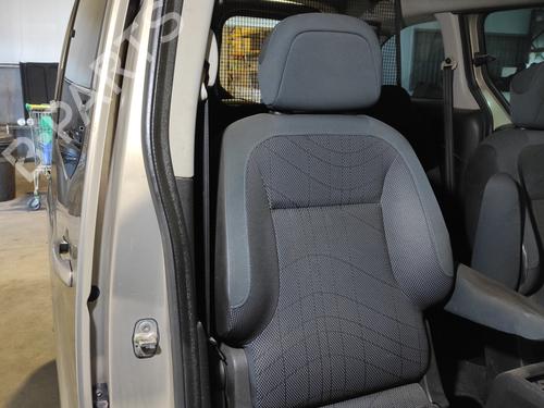 Right front seat PEUGEOT PARTNER Tepee 1.6 HDi 16V | BP22522057C16