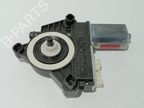 Right rear window motor BMW 1 (F21) 116 d | BP16661956E22 