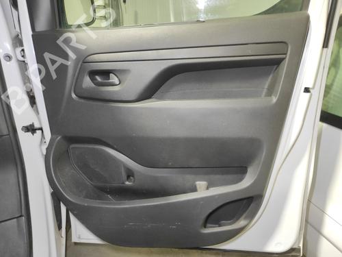 front-right-panel-peugeot-expert-van-v_-2016-35950585 main image