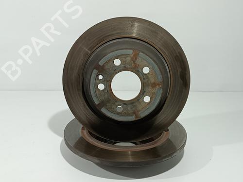 otra-mercedes-benz-v-class-w447-2014-26443334 main image