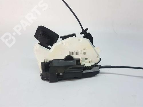 Front right lock SEAT LEON ST (5F8) 1.6 TDI 5K1837016E