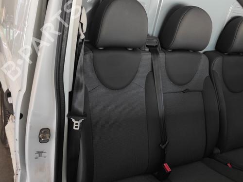 Right front seat PEUGEOT EXPERT Van (VF3A_, VF3U_, VF3X_) 1.6 HDi 90 8V | BP26726286C16
