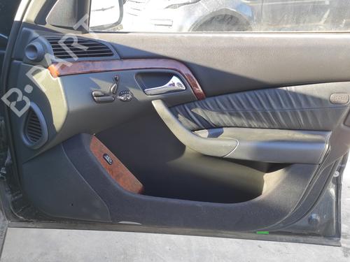 Forreste højre beklædning MERCEDES-BENZ S-CLASS (W220, V220) S 320 CDI (220.026, 220.126) | BP22376242C59