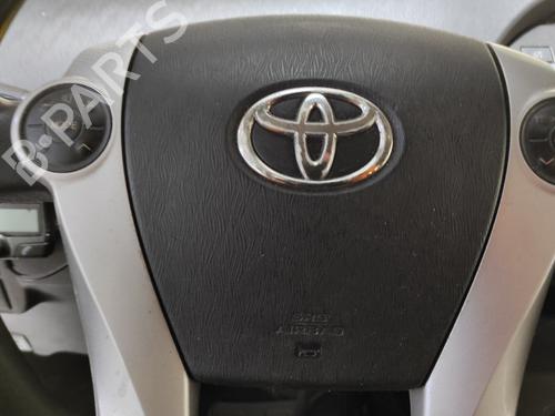 driver-airbag-toyota-prius-_w3_-18-hybrid-zvw3_-2008-2009-2010-2011-2012-2013-2014-2015-2016-13949992 main image