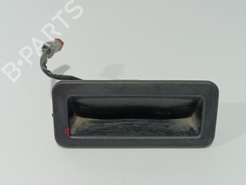 Used Tailgate handle LAND ROVER RANGE ROVER SPORT I (L320) 2.7 D 4x4 (190 hp) 18089661