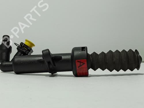 Clutch slave cylinder PEUGEOT 307 CC (3B) 2.0 16V | BP18125852M113 