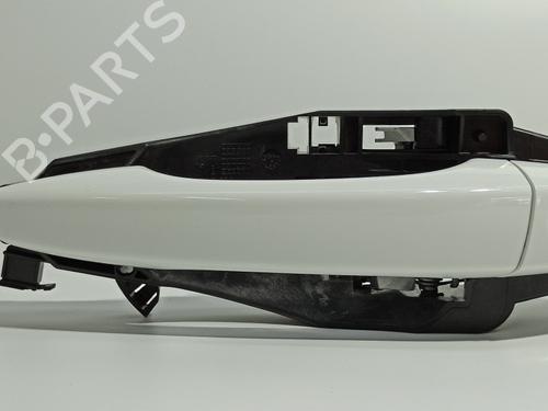 Used Front left exterior door handle PEUGEOT 2008 II (UD_, US_, UY_, UJ_, UR_, UC_) [2019-2025]  15048258