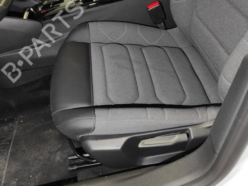 Left front seat CITROËN C4 III (BA_, BB_, BC_) 1.2 PureTech 130 (BAHNSA, BAHNSB) | BP28207070C15 