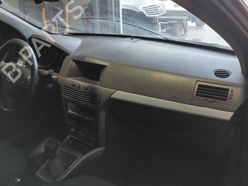 Klamka zewnętrzna drzwi przednich prawych OPEL ASTRA H (A04) 1.7 CDTI (L48) | BP15777574C129