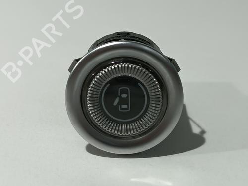 BP29047128I30 main image