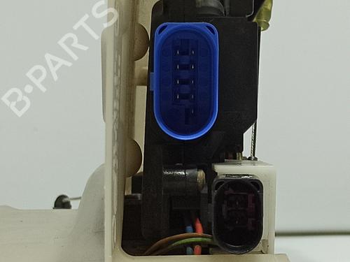 Høyre foran lås VW TOUAREG (7LA, 7L6, 7L7) 5.0 V10 TDI | BP13688284C97