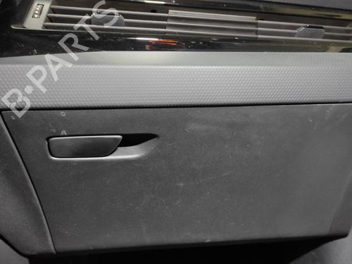 glove-box-audi-a1-sportback-gba-2018-24103161 main image