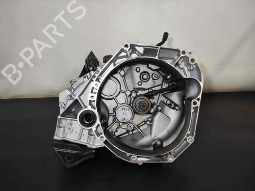 Gearkasse RENAULT CLIO V (B7_) 1.0 TCe 90 (B7MT) (91 hp) 8231760