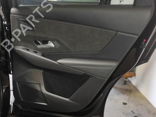 right-rear-door-panel-ds-ds-7-crossback-j4_-jr_-jc_-puretech-130-jrhnsu-2017-19434447 main image